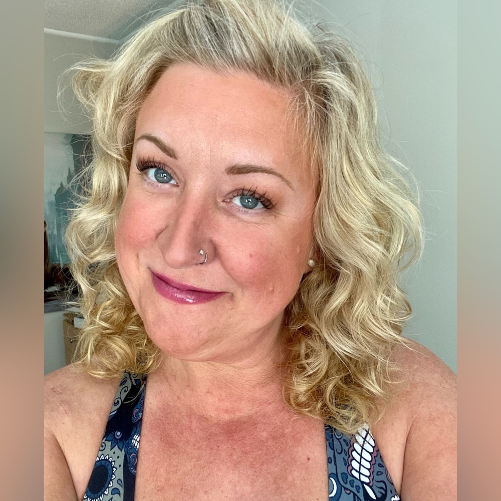 Meet your Posher, Roe